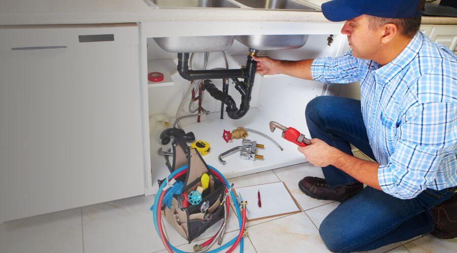 Professional bathroom faucet installation in Flomot, TX